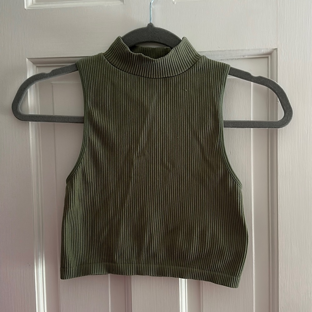 Zara Seamless Ribbed Mock Neck Crop Top Sleeveless